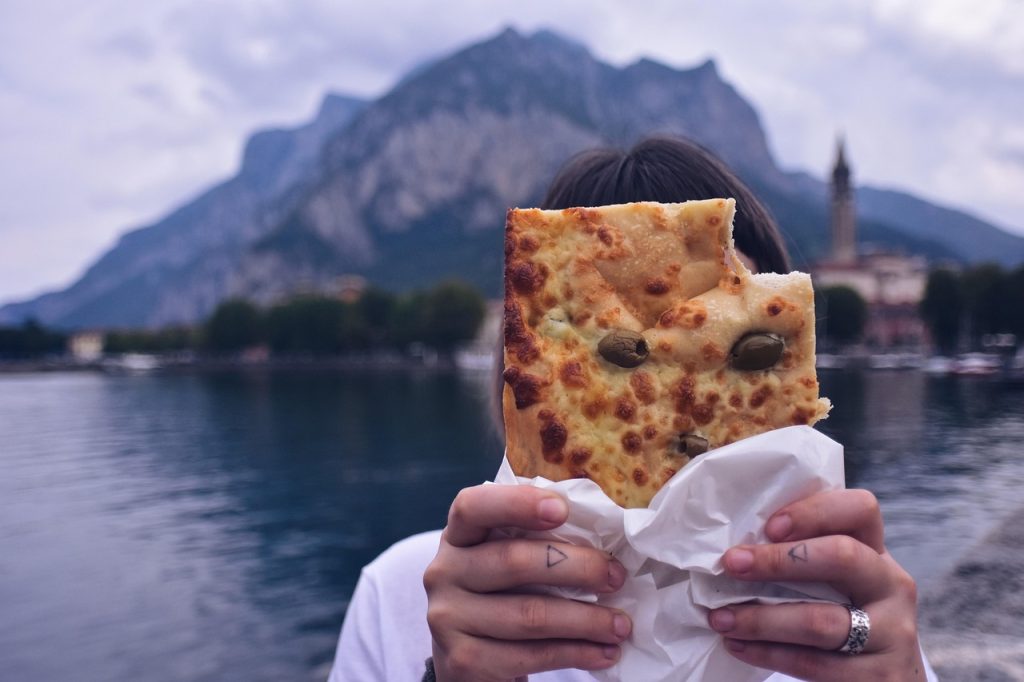 cand vine primavara 2026