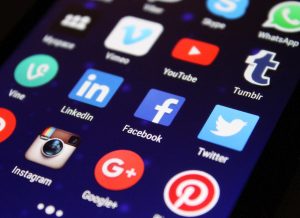 ce inseamna creator digital facebook